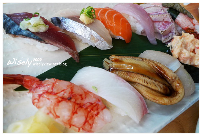 【食記】台北．景美夜市：竹壽司之這是什麼丼 (海膽鮭魚卵蓋飯)