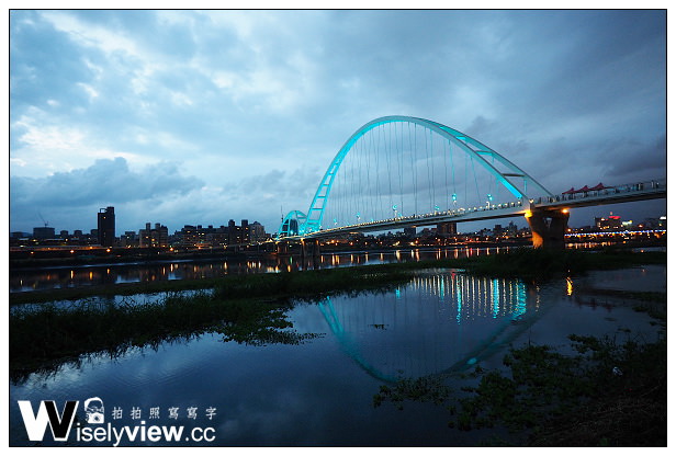 遊記 新北市 浮洲新海景觀橋 新月橋 串連新莊廟街與板橋四三五藝文特區的光雕橋 Wisely S 拍拍照寫寫字