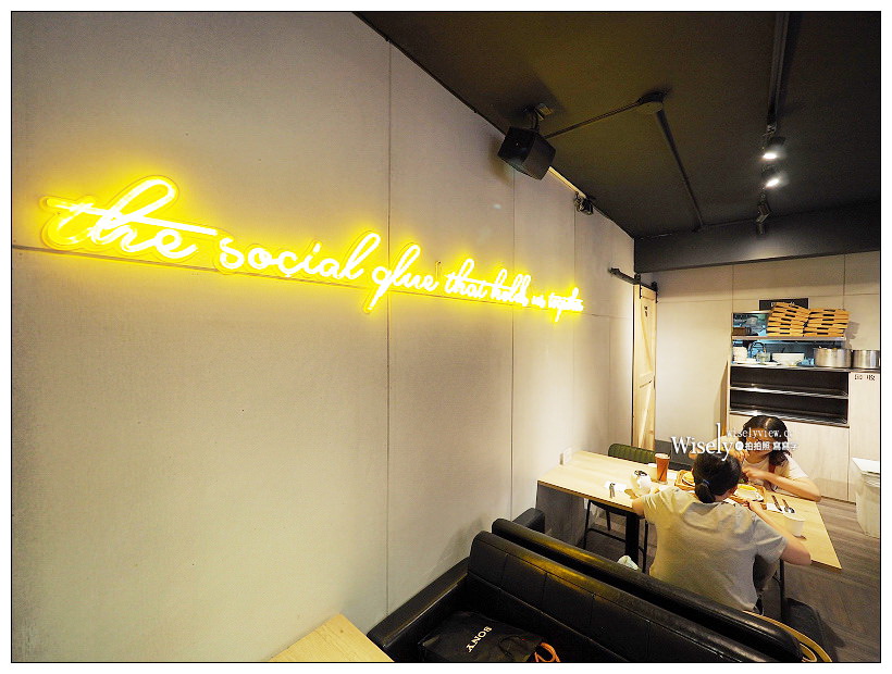 新北永和。咖啡戶 Coffeehood：輕食簡餐咖啡店，大推特色鬆餅