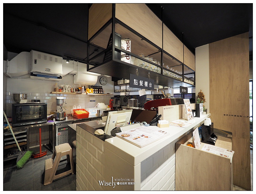 新北永和。咖啡戶 Coffeehood：輕食簡餐咖啡店，大推特色鬆餅