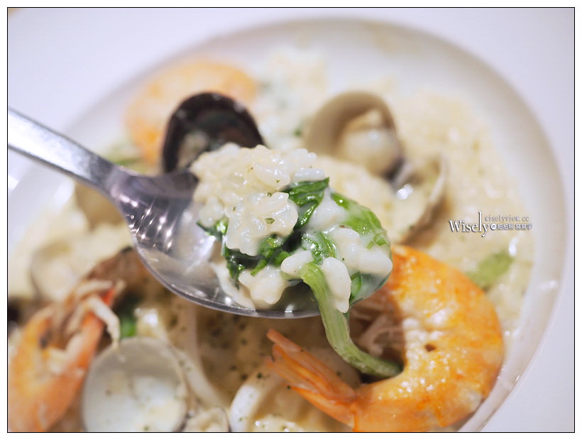 新北永和。咖啡戶 Coffeehood：輕食簡餐咖啡店，大推特色鬆餅