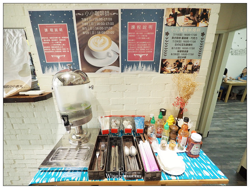 台北松山。徒步3分‧小食光：大雞腿三明治＆店員最愛燒肉堡，甜點也好吃～食尚玩家採訪美食