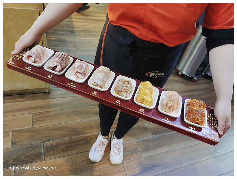 台北大安。韓國第一品牌八色烤肉︱虎虎樂享套餐四人餐，多項組合超值限定～捷運忠孝敦化站美食