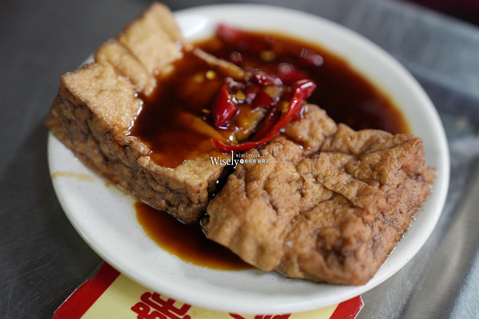 基隆廟口夜市美食｜阿媽的魯肉飯｜平價可口古早味湯尤佳｜營養三明治