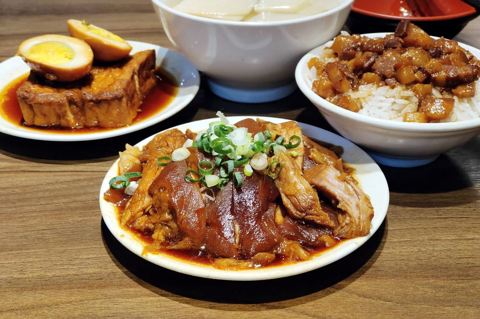 金香豬腳涼麵︱捷運行天宮站美食︱中高價獨立單點小吃，便當限外帶