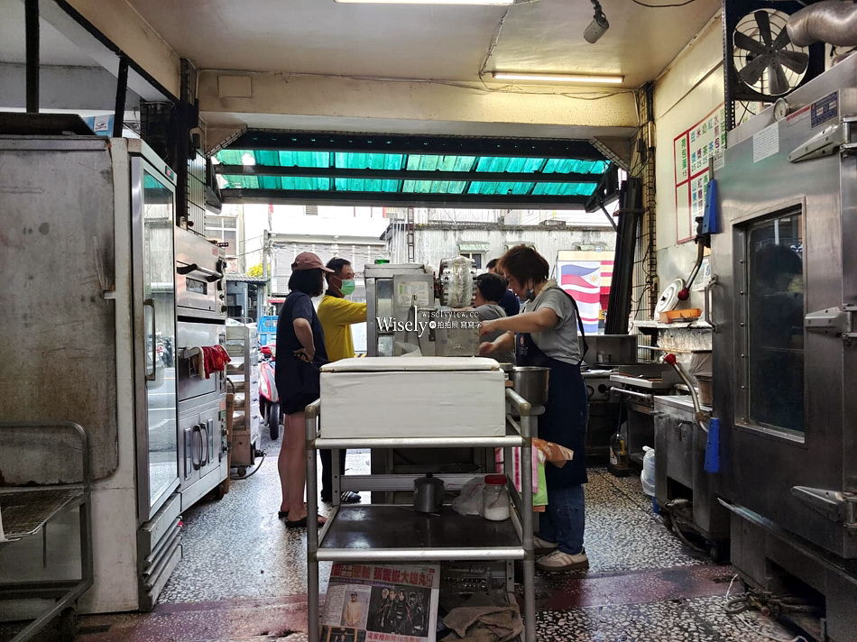 礁溪山東饅頭長弘早點︱在地老字號隱藏版美食，大推烤肉包、蔥油餅與饀餅