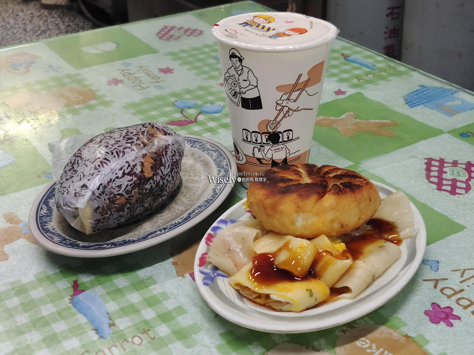 礁溪山東饅頭長弘早點︱在地老字號隱藏版美食，大推烤肉包、蔥油餅與饀餅