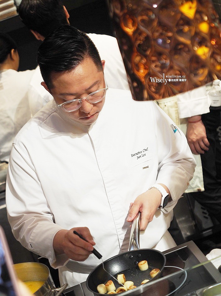 首爾米其林doughroom快閃客座︱台北寒舍艾美酒店 探索廚房︱鮮蝦墨魚天使髮絲麵、義式馬鈴薯麵疙瘩