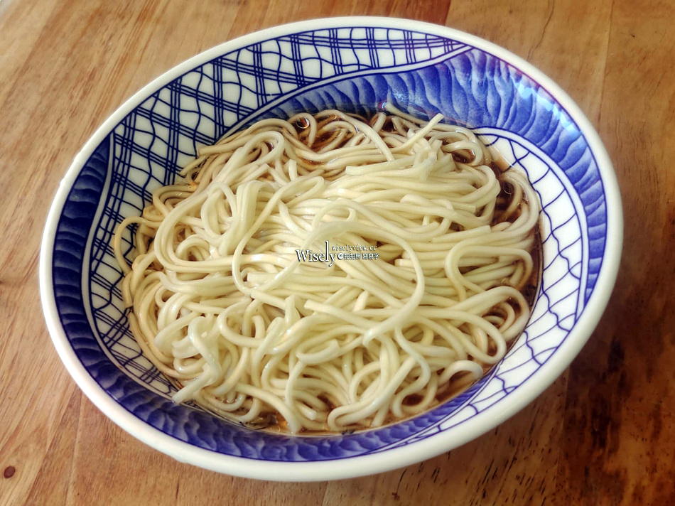宜蘭市美食︱火生餛飩麵店︱老字號無招牌小吃，鄰近新月廣場