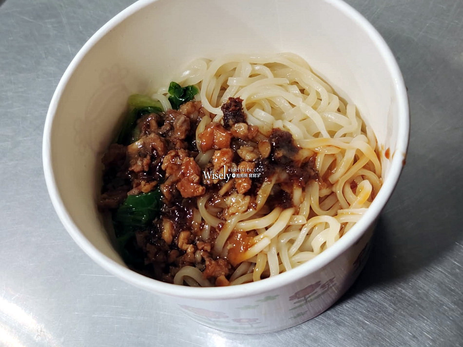 宜蘭蘇澳︱梅花小吃部︱特製辣醬一吃上頭，30年老店鄰近火車站