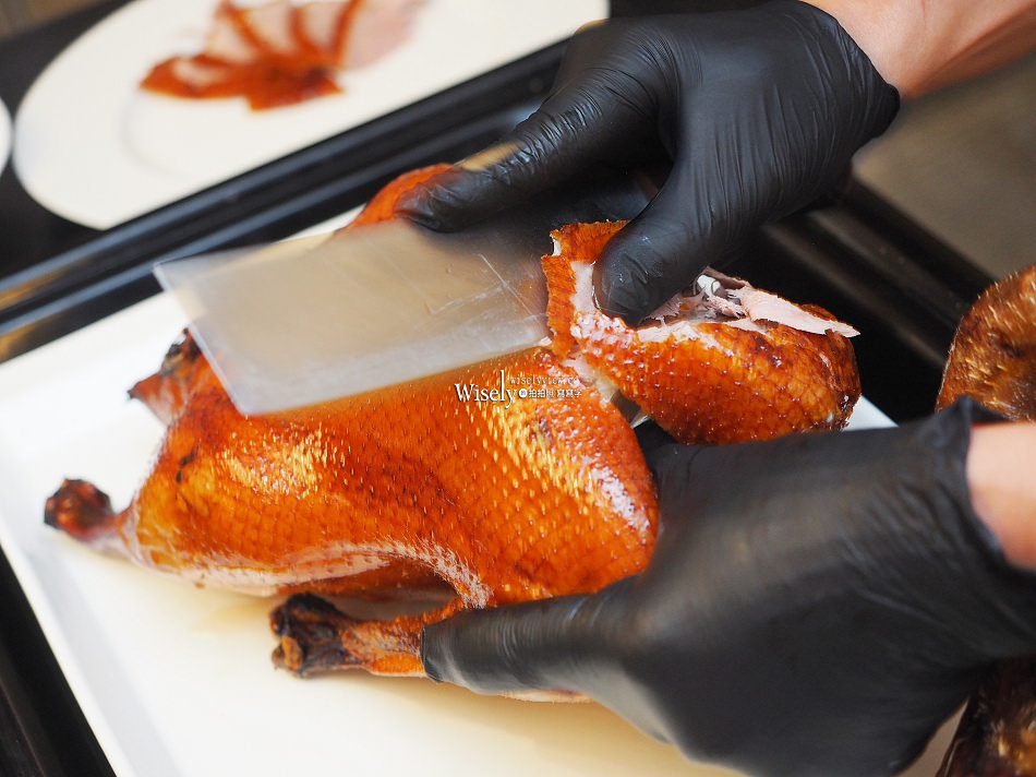 神仙乾坤燒鵝.四吃︱六福萬怡酒店 粵亮廣式料理餐廳︱台北南港車站美食