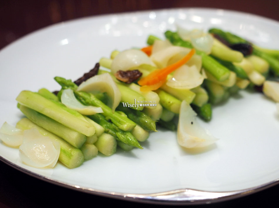 神仙乾坤燒鵝.四吃︱六福萬怡酒店 粵亮廣式料理餐廳︱台北南港車站美食