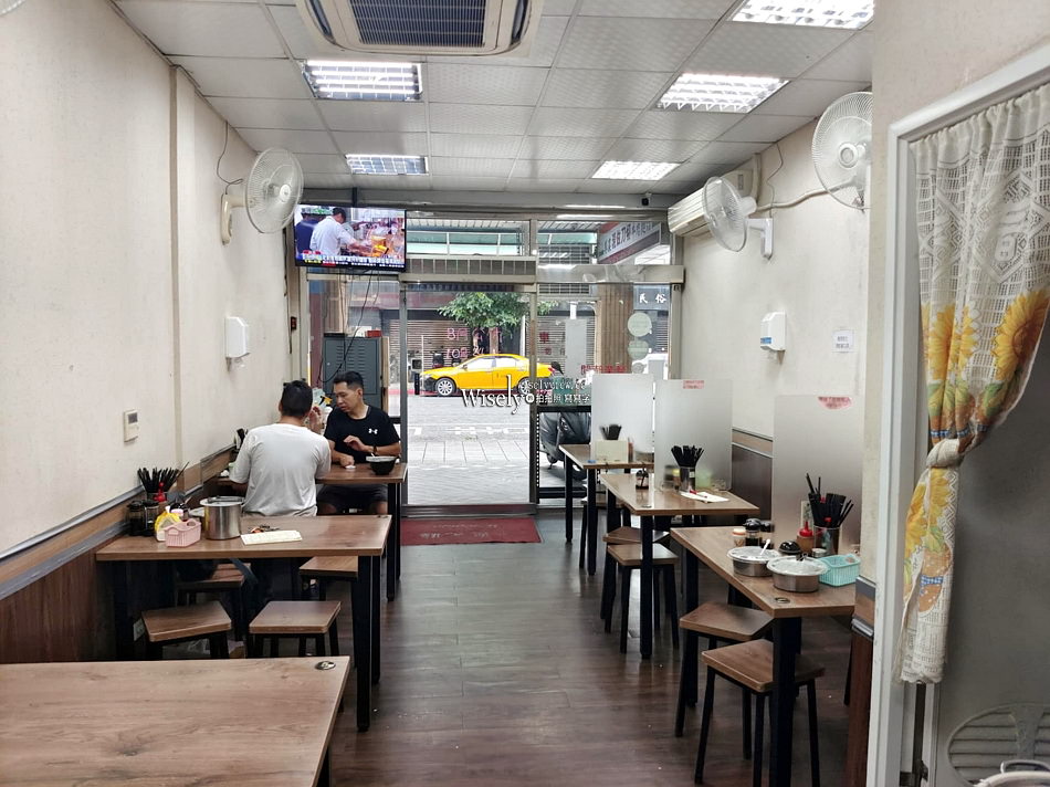 美濃現做刀切牛肉麵︱台北鄭州路塔城街原始老店︱捷運北門站美食