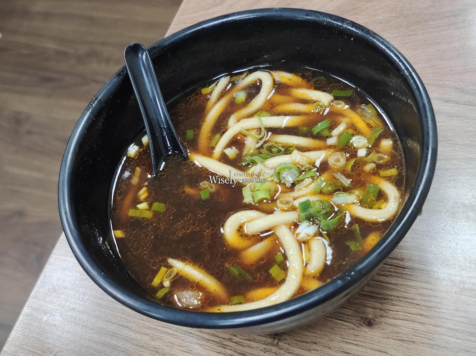美濃現做刀切牛肉麵︱台北鄭州路塔城街原始老店︱捷運北門站美食