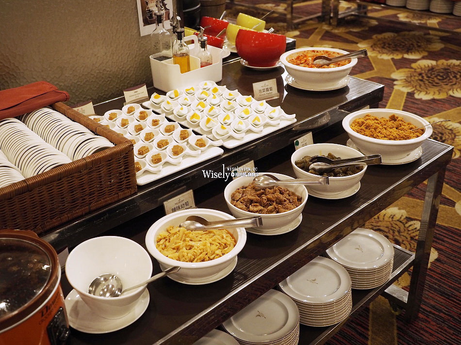 尊爵天際大飯店︱四百多元自助早餐吃到飽,水耕無毒蔬菜好新鮮 尊爵天際大飯店︱四百多元自助早餐吃到飽,水耕無毒蔬菜好新鮮