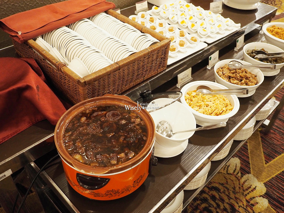 尊爵天際大飯店︱四百多元自助早餐吃到飽,水耕無毒蔬菜好新鮮 尊爵天際大飯店︱四百多元自助早餐吃到飽,水耕無毒蔬菜好新鮮