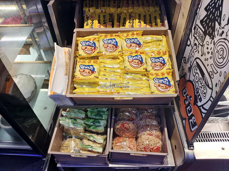 天外天精緻麻辣火鍋(民權一店)︱台北火鍋吃到飽︱捷運中山國小站美食