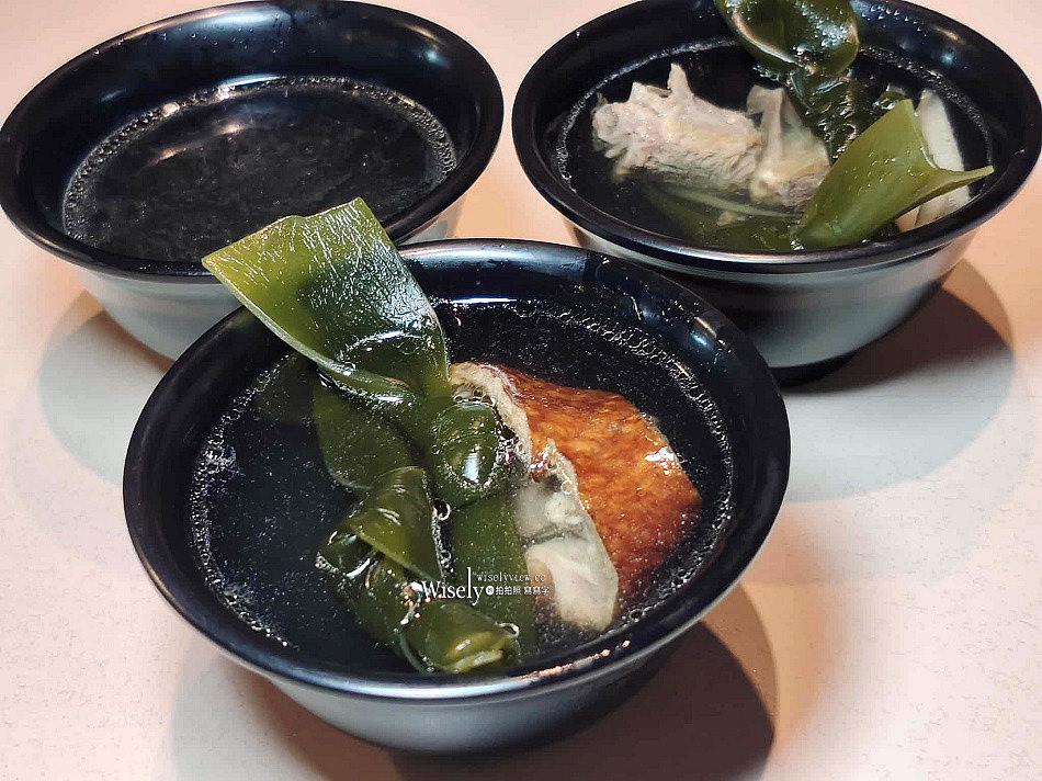 宜蘭市 鴨米港式燒臘便當︱選用宜蘭櫻桃鴨，三寶飯與叉燒好吃