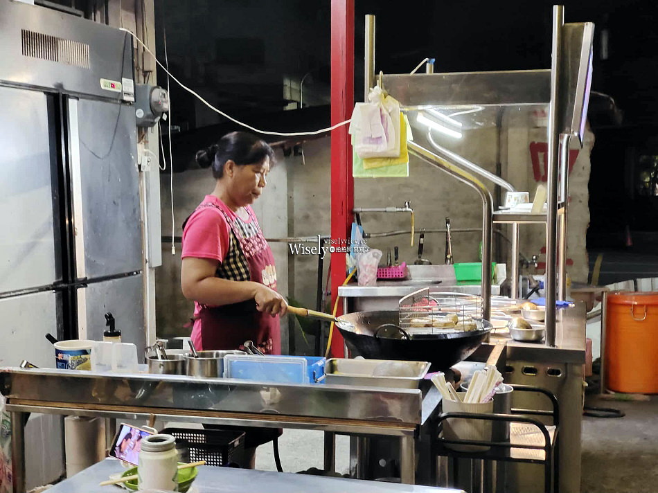 蘭陽臭豆腐麵線︱宜蘭礁溪關天宮︱師承板橋油庫口︱下午到深夜銅板小吃