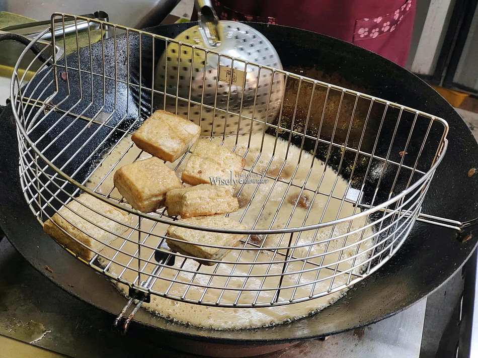 蘭陽臭豆腐麵線︱宜蘭礁溪關天宮︱師承板橋油庫口︱下午到深夜銅板小吃