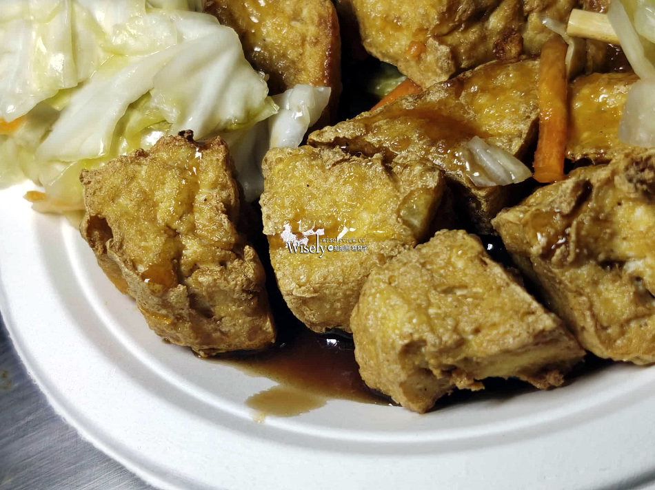 蘭陽臭豆腐麵線︱宜蘭礁溪關天宮︱師承板橋油庫口︱下午到深夜銅板小吃