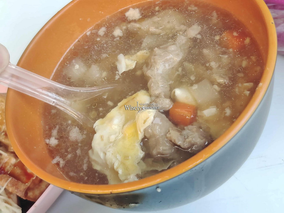 文山興德市場︱無名小吃攤-米粉湯.肉羹.油飯.黑白切︱捷運萬芳醫院站