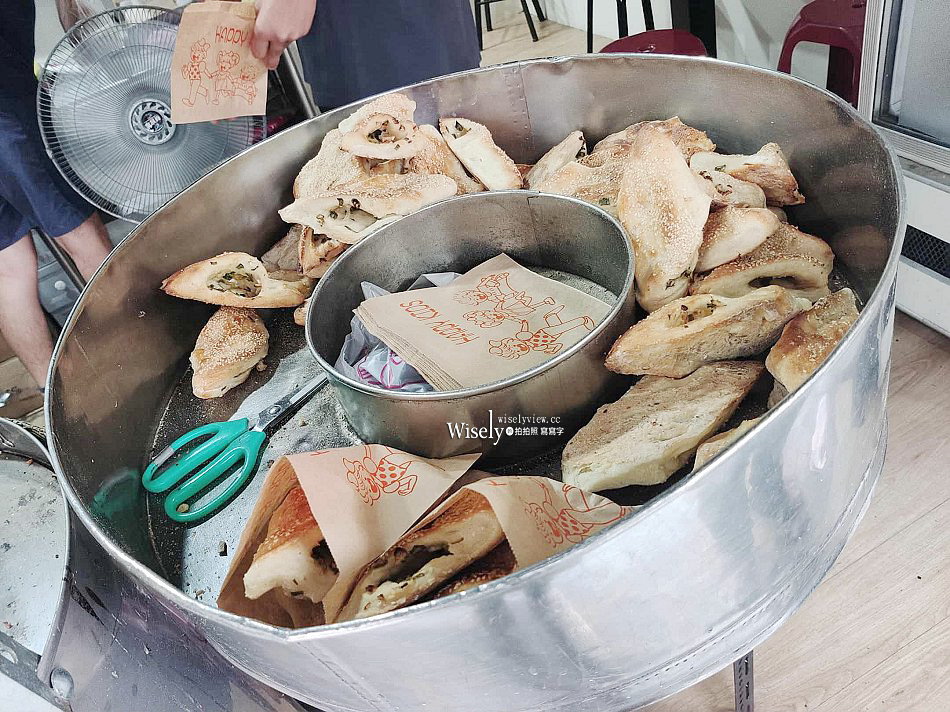 張吳記麵餅舖︱台北70年上海味麵餅︱蟹殼黃、黃橋燒餅︱捷運中正紀念堂站美食 張吳記麵餅舖︱台北70年上海味麵餅︱蟹殼黃、黃橋燒餅︱捷運中正紀念堂站美食