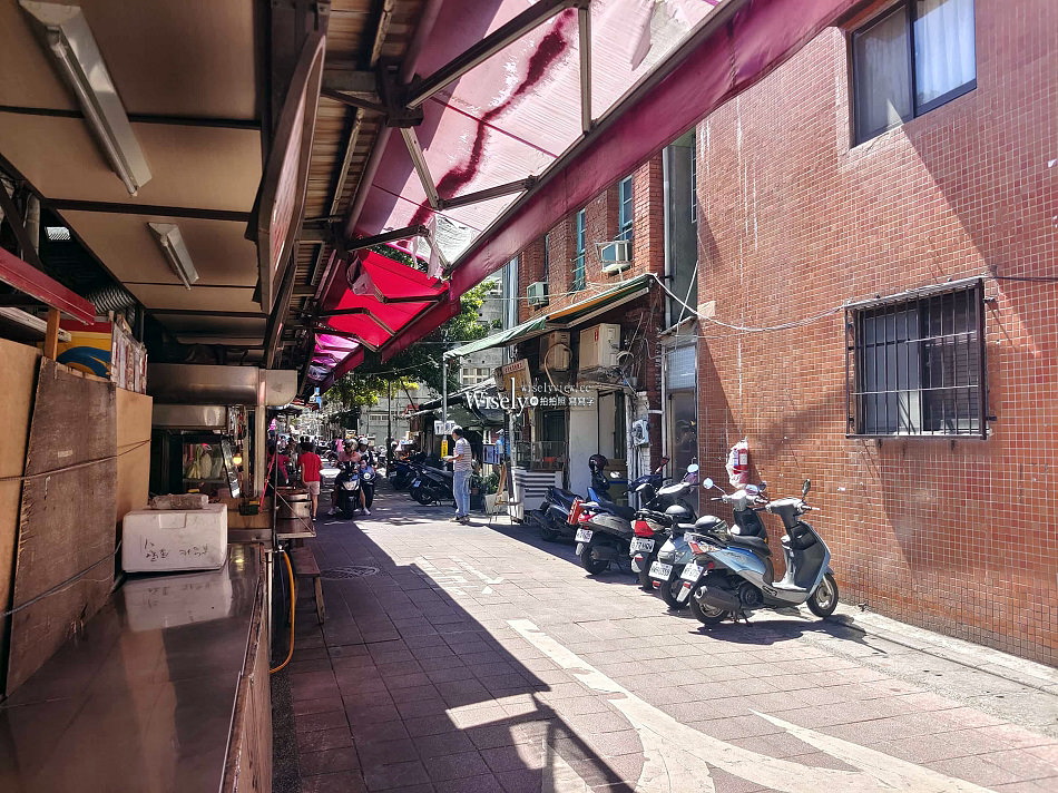 許仔豬腳麵線︱台北古早懷舊燉湯︱大稻程慈聖宮美食︱捷運大橋頭站