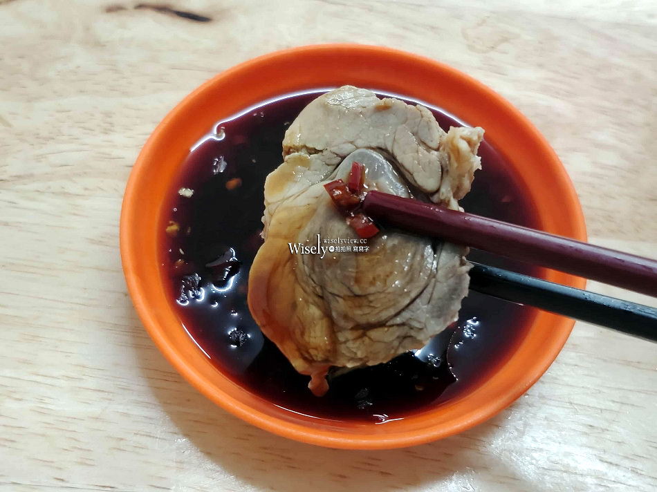 許仔豬腳麵線︱台北古早懷舊燉湯︱大稻程慈聖宮美食︱捷運大橋頭站