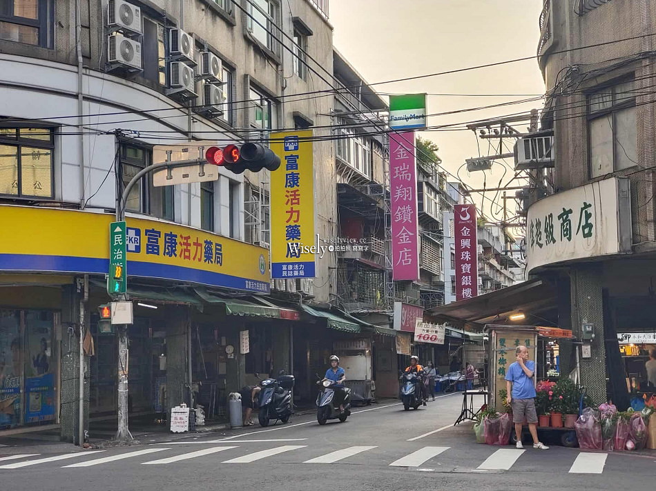永和佳香豆漿︱米其林必比登推薦︱胡椒蔥燒餅夾蛋︱捷運永安市場站美食