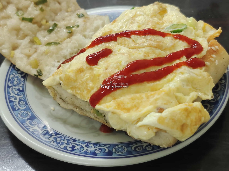 永和佳香豆漿︱米其林必比登推薦︱胡椒蔥燒餅夾蛋︱捷運永安市場站美食