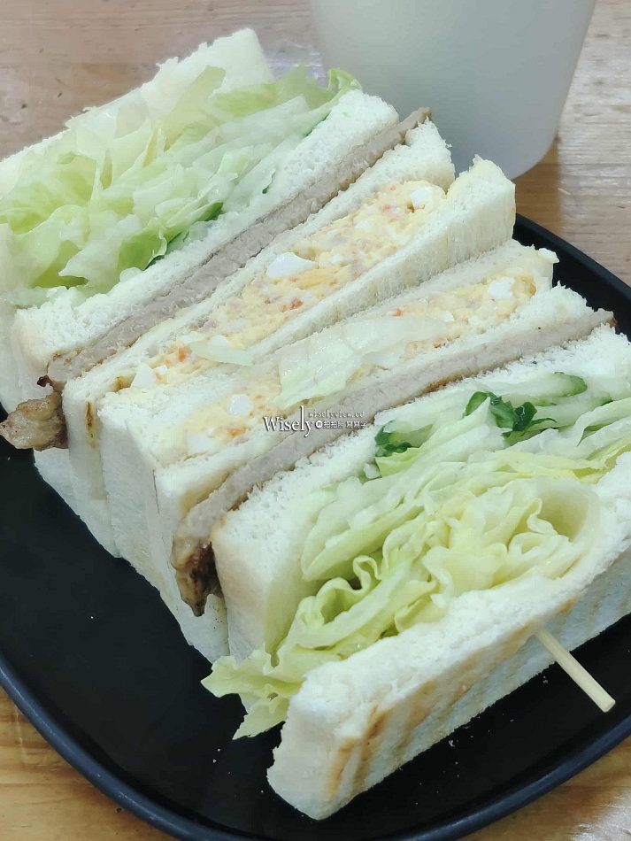 晨食早餐︱景美巷弄無招牌早午餐︱肉蛋吐司.漢堡.蛋餅︱捷運萬隆站 晨食早餐︱景美巷弄無招牌早午餐︱肉蛋吐司.漢堡.蛋餅︱捷運萬隆站