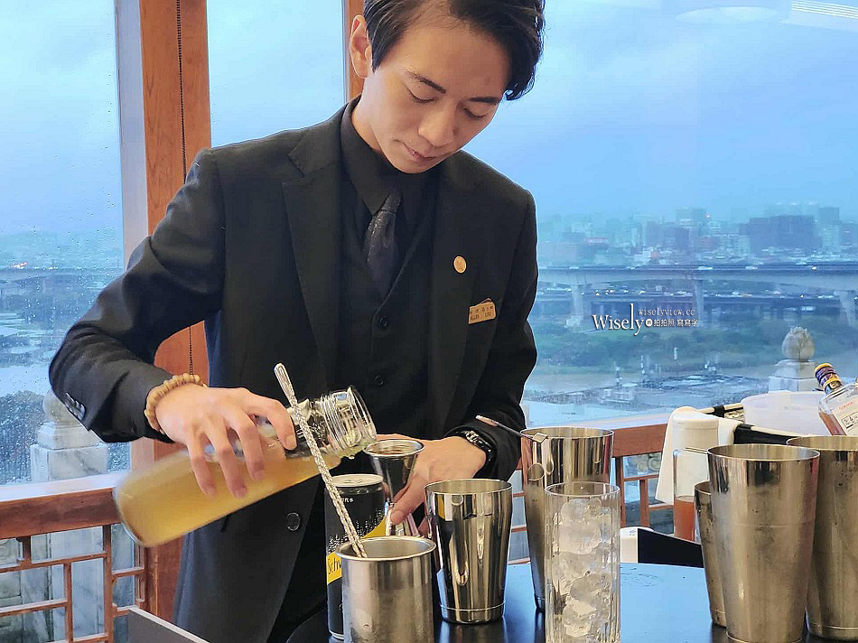 圓山大飯店 金龍宵夜場︱潮州粥、牛肉麵、港點調酒︱晚上九點半美味供應