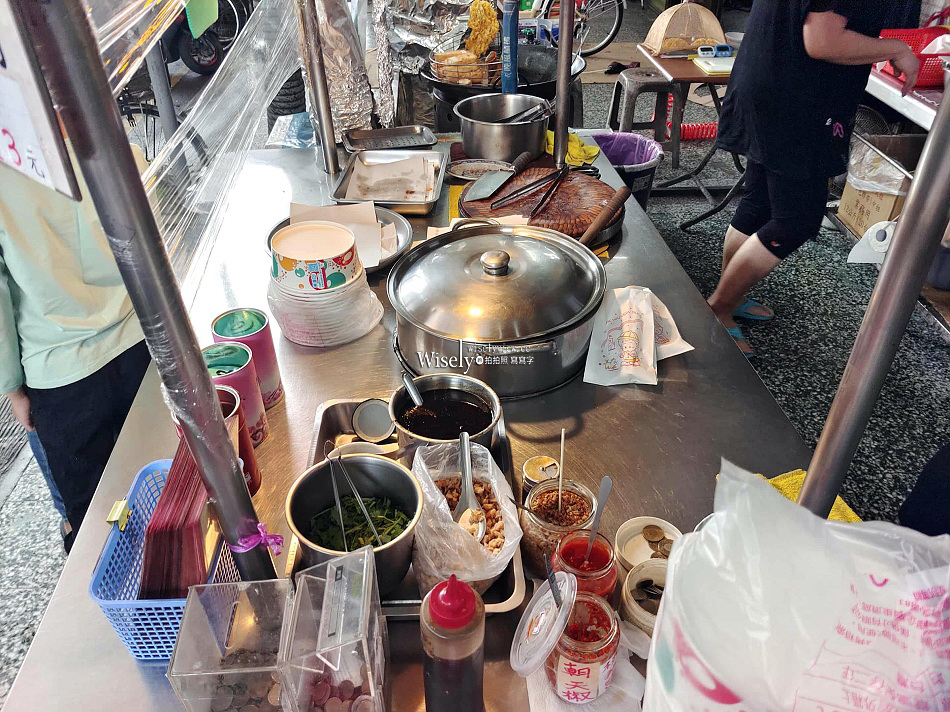 品誼古早味小吃︱頭城老街車站前三代美食︱蘿蔔糕.炸春捲.米粉羹.蕃薯餅 品誼古早味小吃︱頭城老街車站前三代美食︱蘿蔔糕.炸春捲.米粉羹.蕃薯餅