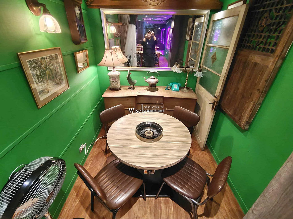 波記私宅打邊爐︱台北復古港式火鍋，手工丸餃與招牌菜︱捷運忠孝敦化站