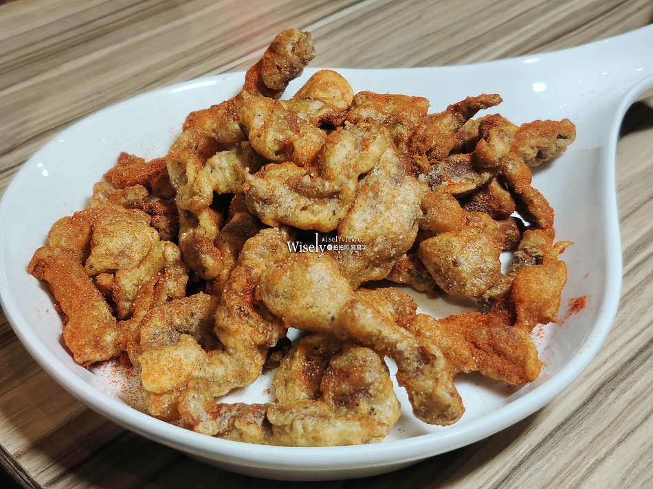 波記私宅打邊爐︱台北復古港式火鍋，手工丸餃與招牌菜︱捷運忠孝敦化站