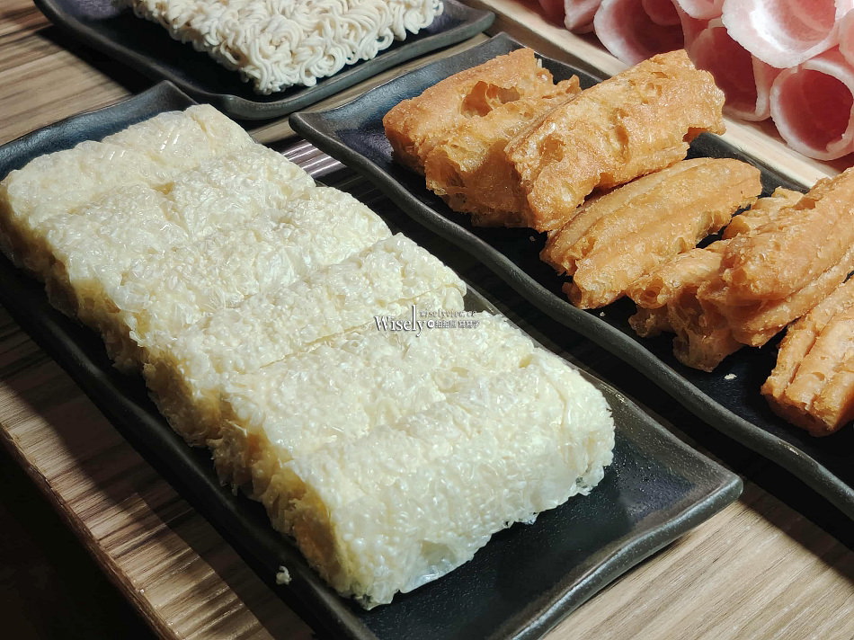 波記私宅打邊爐︱台北復古港式火鍋，手工丸餃與招牌菜︱捷運忠孝敦化站