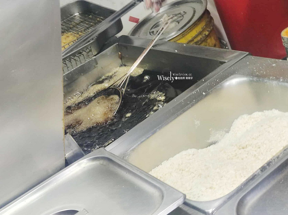 雞寶寶日式雞排︱麵包粉蛋汁酥炸麵衣︱台北景美夜市小吃︱捷運景美站