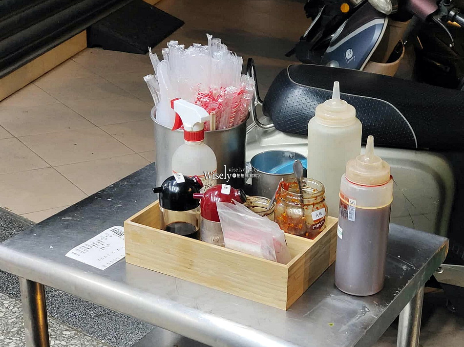 獨特花生湯 家園豆漿店︱景美老店新改裝，從凌晨吃到中午︱捷運萬隆站