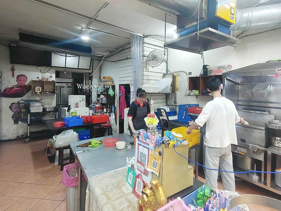 亂烤 炸物串燒︱先炸再烤燒物鹹酥雞︱中和興南夜市小吃︱捷運南勢角站