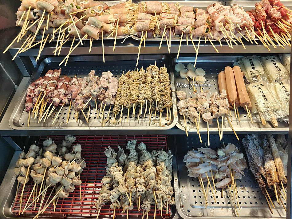 亂烤 炸物串燒︱先炸再烤燒物鹹酥雞︱中和興南夜市小吃︱捷運南勢角站