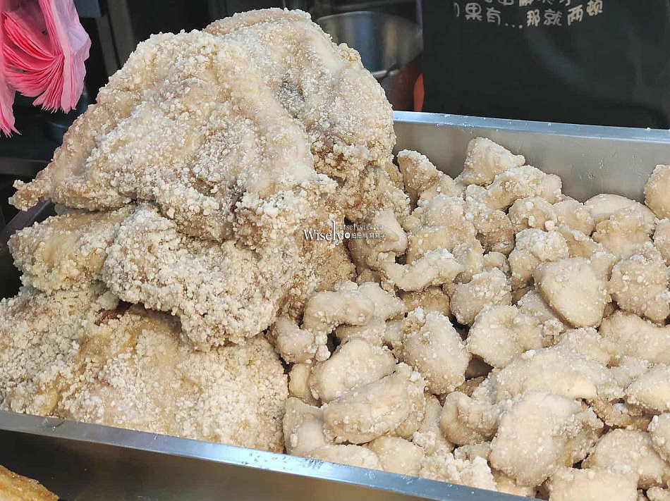 亂烤 炸物串燒︱先炸再烤燒物鹹酥雞︱中和興南夜市小吃︱捷運南勢角站