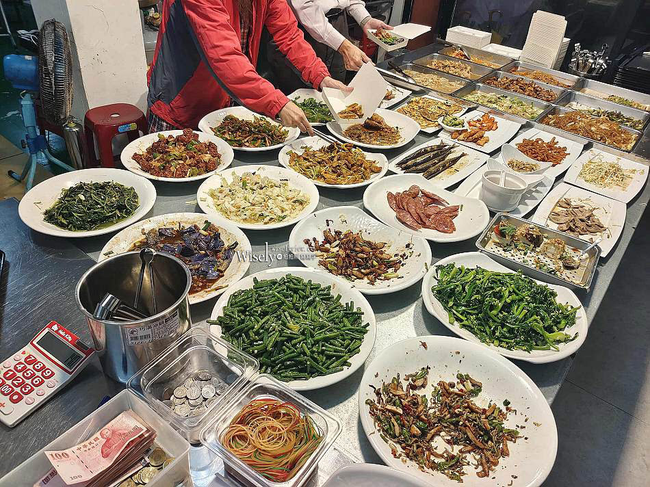 新店仔清粥店︱望龍埤鵝肉攤副品牌︱宜蘭橋頭深夜食堂︱白飯稀飯吃到飽 新店仔清粥店︱望龍埤鵝肉攤副品牌︱宜蘭橋頭深夜食堂︱白飯稀飯吃到飽