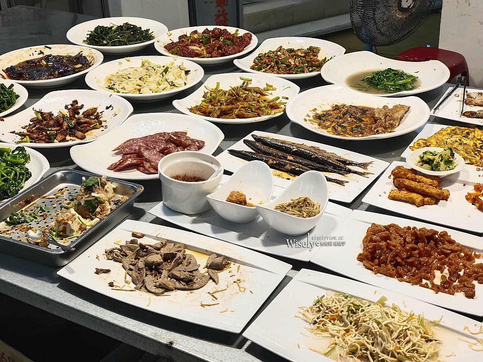 新店仔清粥店︱望龍埤鵝肉攤副品牌︱宜蘭橋頭深夜食堂︱白飯稀飯吃到飽 新店仔清粥店︱望龍埤鵝肉攤副品牌︱宜蘭橋頭深夜食堂︱白飯稀飯吃到飽