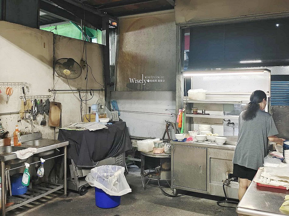 宜蘭礁溪 龍潭_信麵店︱小林同學”林昀儒”家鄉味︱炸醬麵.餛飩魚丸湯