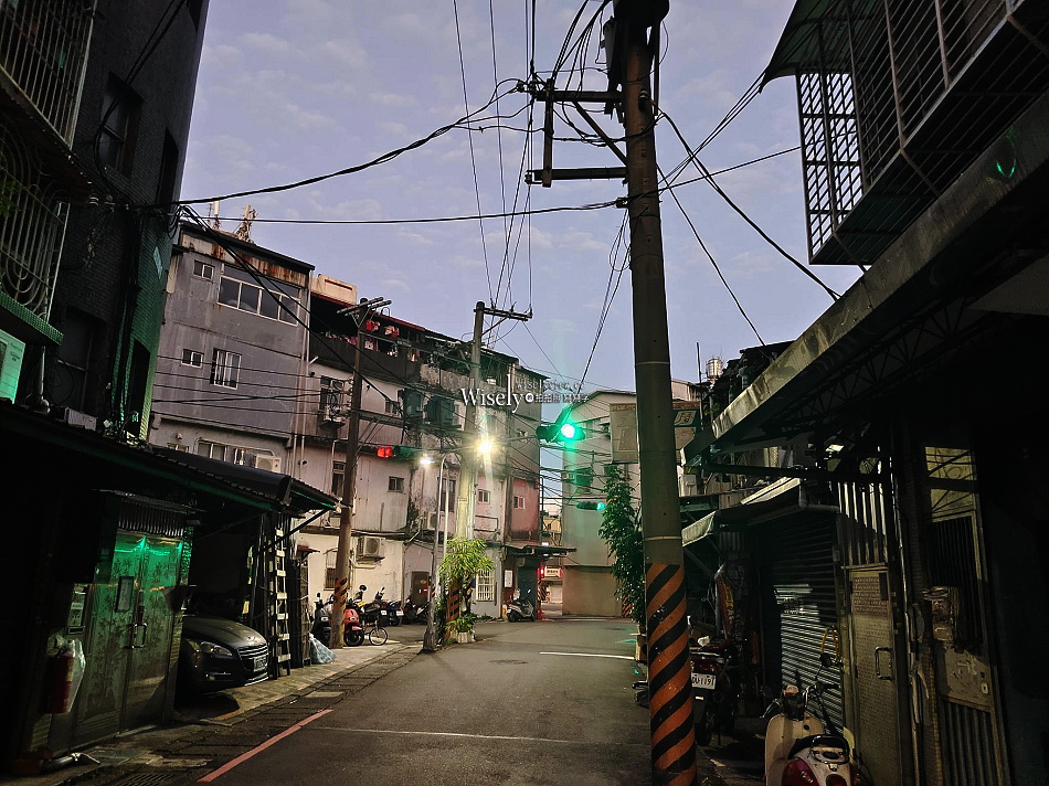 景美萬隆 無名豆漿店︱平價40年中式早餐店︱鹹豆漿.蘿蔔糕︱捷運萬隆站