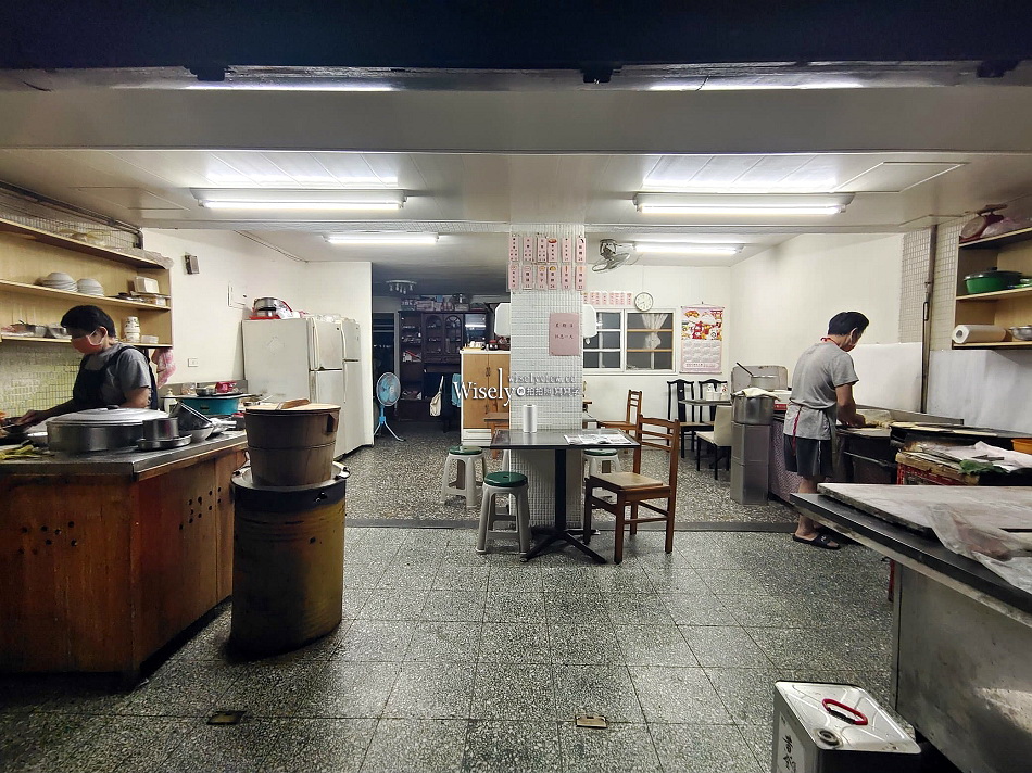 景美萬隆 無名豆漿店︱平價40年中式早餐店︱鹹豆漿.蘿蔔糕︱捷運萬隆站