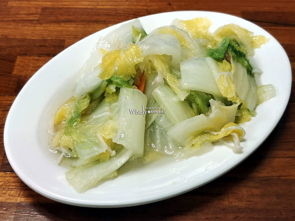 陳旺記鴨片飯︱宜蘭銅板美食近礁溪車站公園︱當歸羊肉湯.梅干魯肉飯 陳旺記鴨片飯︱宜蘭銅板美食近礁溪車站公園︱當歸羊肉湯.梅干魯肉飯