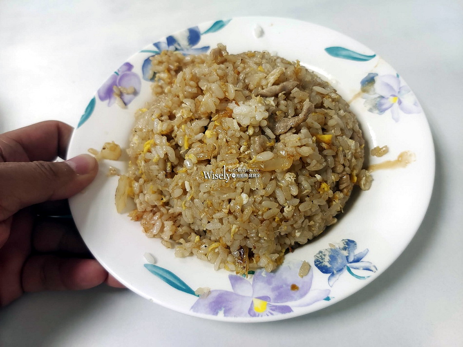 良友小館︱在地30多年台北美食︱無標價菜單熱炒店︱捷運忠孝新生站