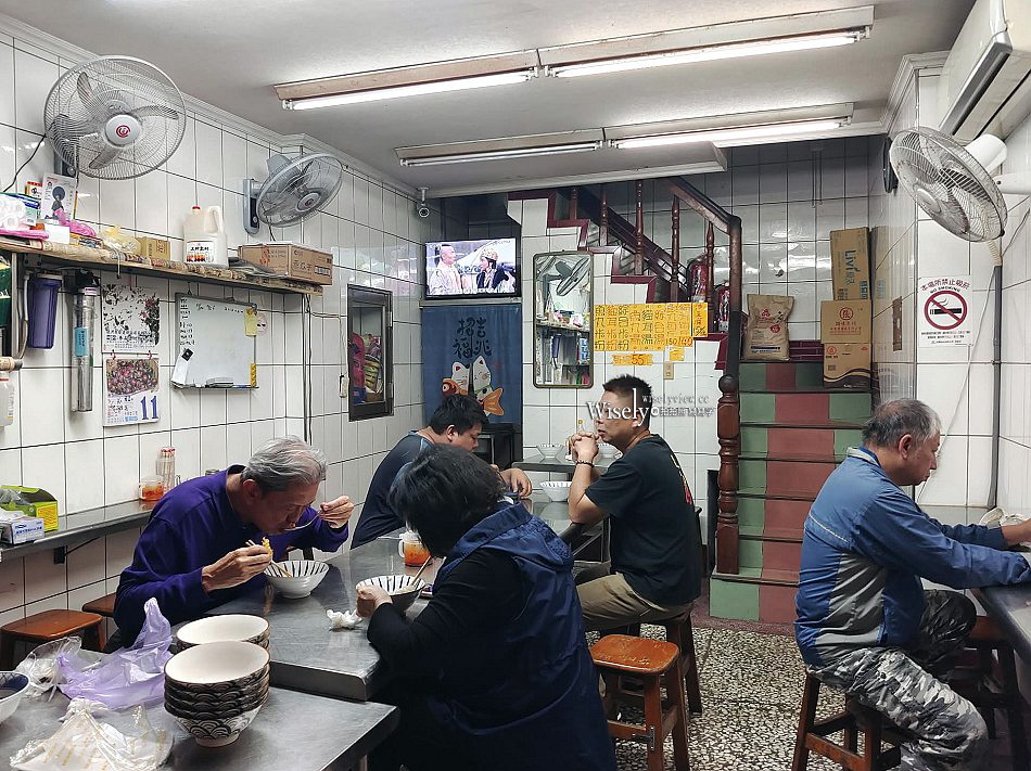 信利號阿塗貓耳朵︱貓耳魚丸米粉︱創於1942八十多年︱宜蘭媽祖廟老店 信利號阿塗貓耳朵︱貓耳魚丸米粉︱創於1942八十多年︱宜蘭媽祖廟老店
